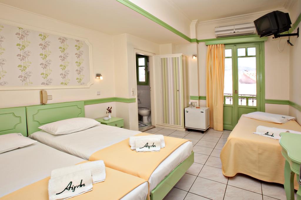 Aegli 1876 Hotel Tínos Quarto foto